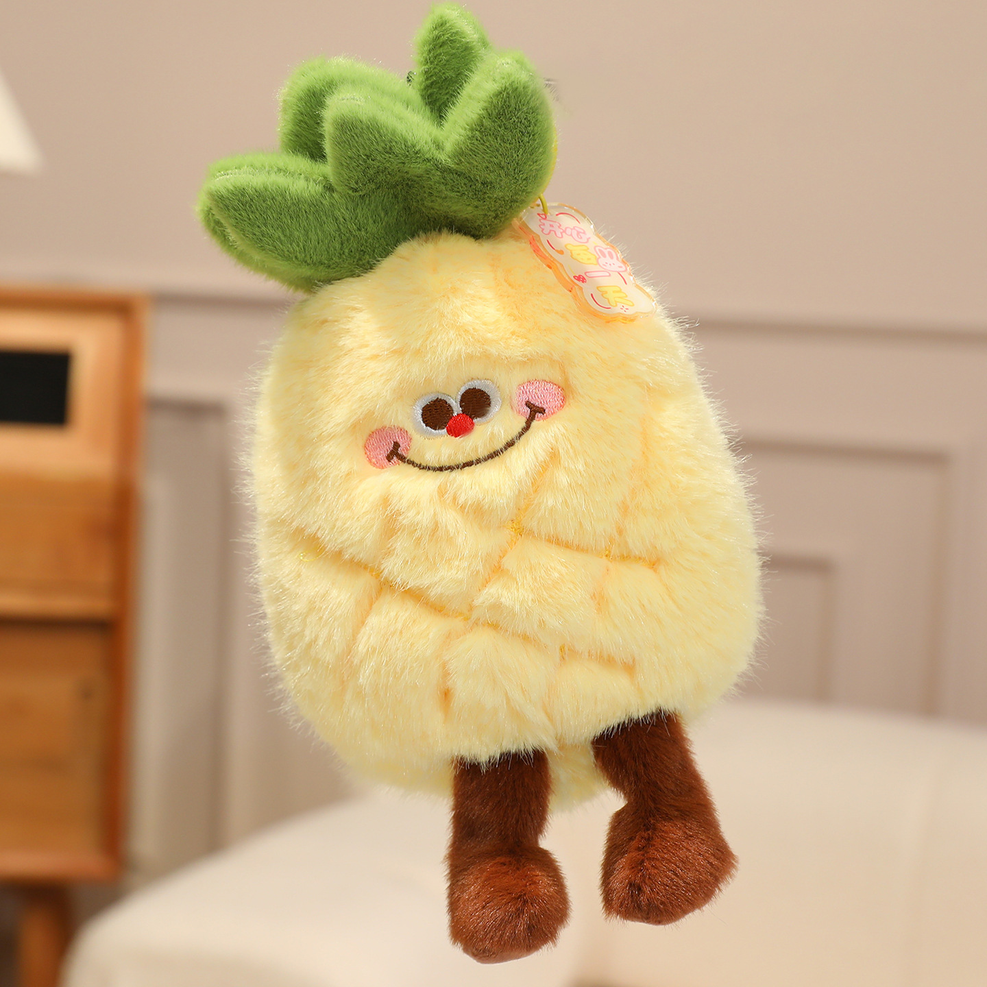Pineapple-17cm