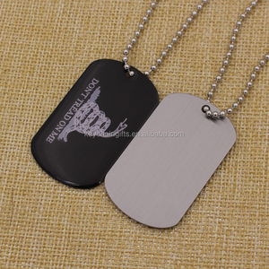 Targhette per Cani in Metallo Personalizzate con Logo, Realizzate con Fusione Sostenibile ed Elettroplaccatura, Incisione Laser, Decorazione a Rivetti e Motivo a Punti - Product Image 5