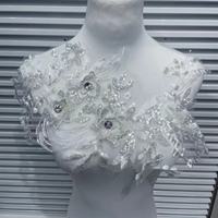 Patch en tulle brodé 3D avec des paillettes et des perles