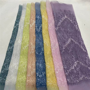 Tessuto in <span class=keywords><strong>Tulle</strong></span> <span class=keywords><strong>Blu</strong></span> Cielo con Paillettes a Cascata e Ricami Verticali di Perline per Abiti da Palcoscenico, Matrimonio e Serate di Gala - Product Image 6