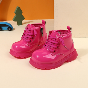 Bottines pour enfants - Bottines en cuir à semelle souple de couleur magenta pour bébés et tout-petits, pour les petites filles - Product Image 1