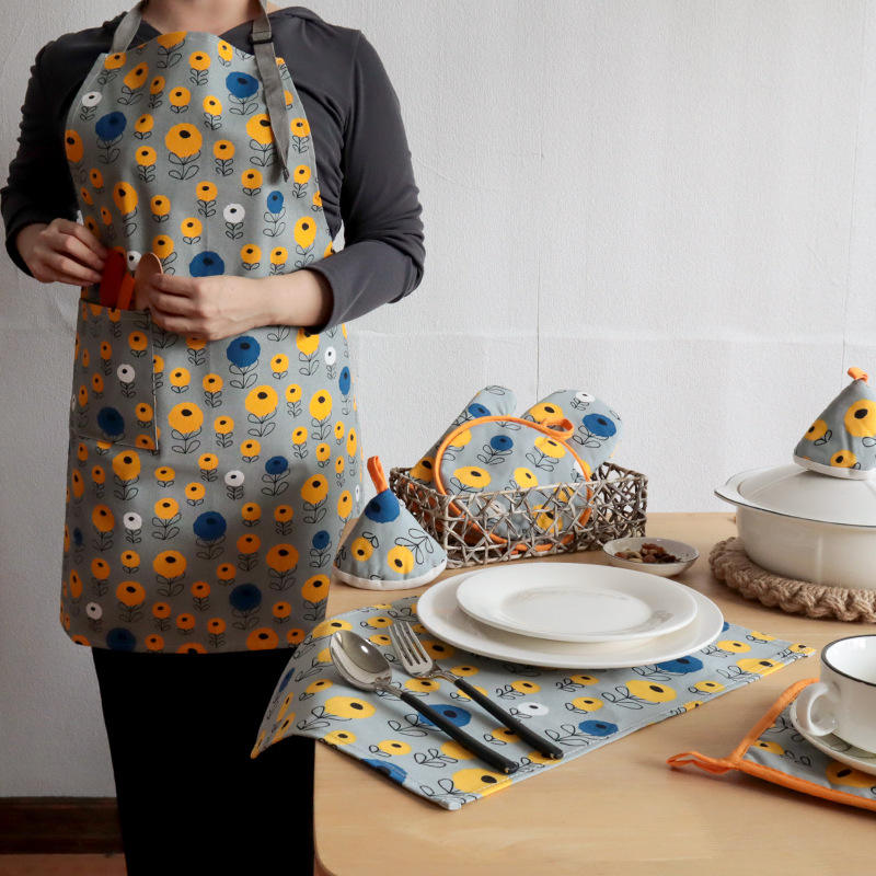 Fleurs jaune grisâtre