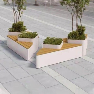 Chaise et tabouret de loisirs modernes en FRP et bois pour usage extérieur dans les centres commerciaux et les parcs - Product Image 2
