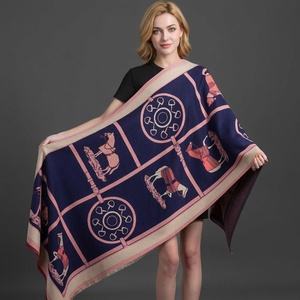Bufanda de Cachemira Suave y Cálida para Otoño e Invierno, <span class=keywords><strong>YUGE</strong></span>, para Mujer, Versátil, Gruesa, con Patrón de Hojas Tropicales, Reversible - Product Image 2