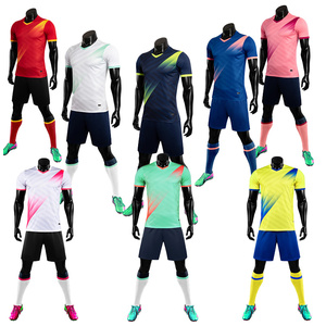 Ensemble de maillots de football personnalisables unisexes, maillot de football en mesh pour hommes et femmes, kit uniforme personnalisé pour adultes - Product Image 4