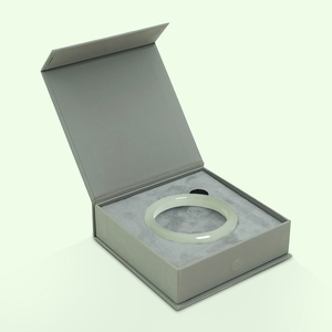 Cajas de Joyería Magnéticas con Forma de Libro, de Cartón Reciclado, con Logotipo Personalizado, Caja Gris para Pulseras - Product Image 1