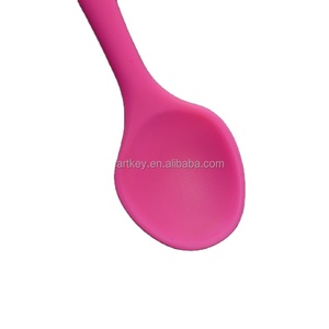 <span class=keywords><strong>Cuillère</strong></span> en <span class=keywords><strong>silicone</strong></span> résistante à la chaleur pour mélanger et servir les aliments dans la cuisine - Product Image 3