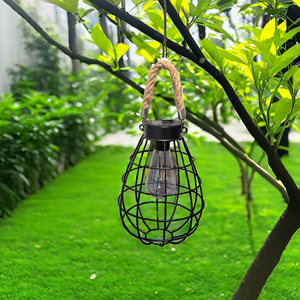 Lanterna Solare a Vento in Metallo Resistente per Uso Domestico, Lanterna Sospesa in Ferro con Portacandele Caldi, Lanterna da Giardino Impermeabile - Product Image 1