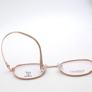 กรอบแว่นตาเมมโมรี่เมทัล D9958 น้ำหนักเบา ทนทาน ทันสมัย ดีไซน์ยืดหยุ่นเพื่อความสบาย - Product Image 3