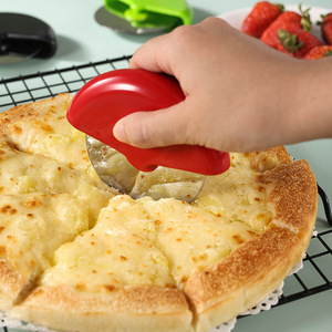 Cortador de <span class=keywords><strong>Pizza</strong></span> Circular de Acero Inoxidable, Portátil, Multifuncional, con Mango de Plástico, para Moldear, Hornear y Rebanar Masa - Product Image 4