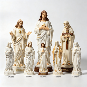 Croix religieuse personnalisée en résine peinte à la main, sculptée artistiquement, avec logo, couleur, représentant la famille des Saints Catholiques et Jésus, pour Noël, amour, fée, musique, Xi - Product Image 1