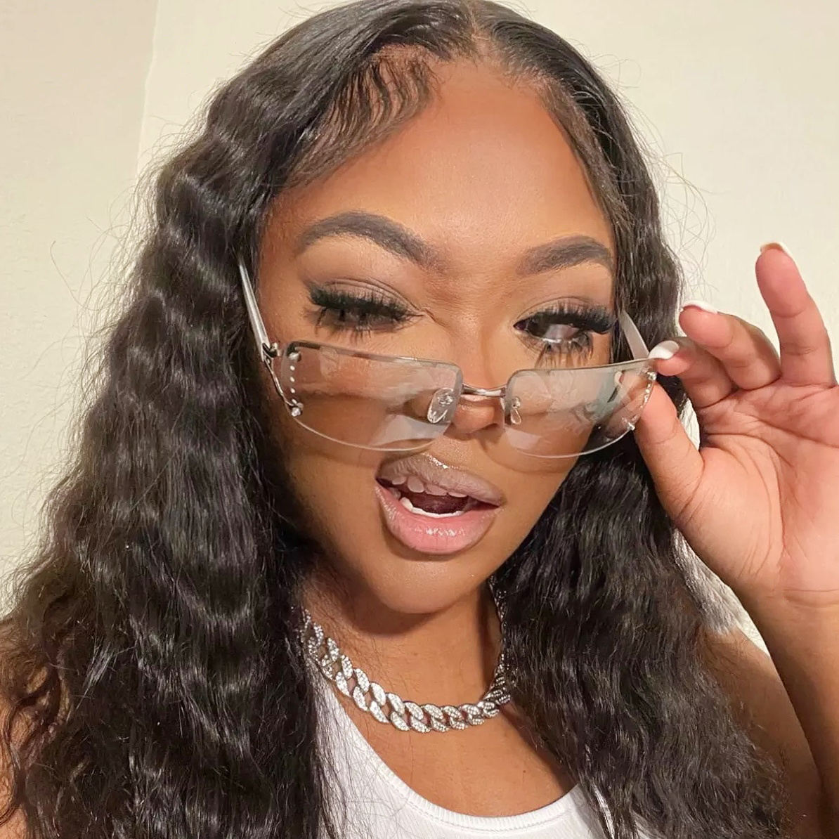 Alexander McQueen - Occhiale Da Sole Skull Jeweled Quadrati - Oro - Foto 4