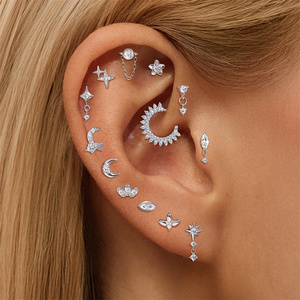 Piercing de Plata de Ley 925 con Baño de Rodio, Minimalista, con Moissanita, Diseño de Flor, Estrella, Luna, Corona, Ojo Marquesa y Borla, con Rosca - Product Image 1