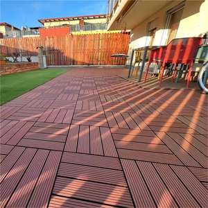 Azulejos de piso para renovación y decoración Azulejos compuestos de plástico y madera Casa DIY WPC <span class=keywords><strong>Terraza</strong></span> Azulejos de cubierta - Product Image 3