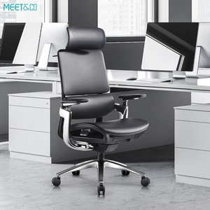 Chaise de bureau de direction contemporaine en cuir véritable et maille, ergonomique, moderne, réglable, pour managers, directement de l'usine - Product Image 1