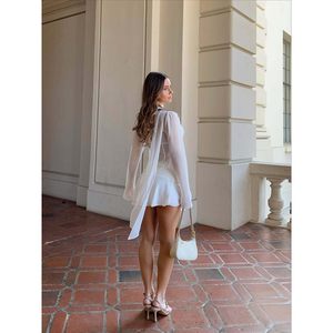 Voikerdr Conjunto de top de malla transparente y minifalda para mujer, conjunto de viaje elegante y transpirable de gasa de manga larga - Product Image 5