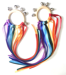 Clochettes et hochets ronds en bois et métal en gros avec rubans arc-en-ciel, instruments de musique pour enfants, jouets éducatifs - Product Image 5