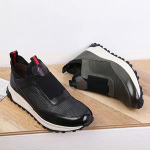 Zapatos de cuero personalizados para hombre, zapatillas informales para correr a la moda, color blanco y negro, venta al por mayor, 2022 - Product Image 4