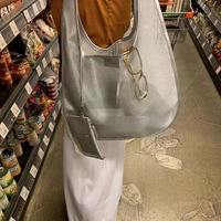 Vente en gros de sac cabas à bandoulière minimaliste de luxe en organza sac cabas à provisions de grande capacité en maille de nylon texturé personnalisé