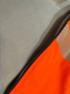 เสื้อแจ็คเก็ตสะท้อนแสงแบบนุ่ม ทนทานต่อการฉีกขาด กันลม กันน้ำ สำหรับงานอุตสาหกรรม แขนเสื้อถอดออกได้ - Product Image 5