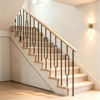 Balustre d'escalier en fer forgé de luxe DVN, intérieur, noir mat, ovale, en fer massif, avec décorations dorées