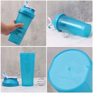Bouteille d'eau personnalisée unisexe pour la salle de sport, le sport et les activités de plein air, en PP, 600 ml, sans BPA, avec mélangeur pour protéines - Product Image 4