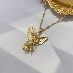 Pendentif de collier religieux <span class=keywords><strong>ange</strong></span> ailé de <span class=keywords><strong>l</strong></span>'archange <span class=keywords><strong>Gabriel</strong></span> plaqué or 18 carats pour hommes et femmes - Product Image 5