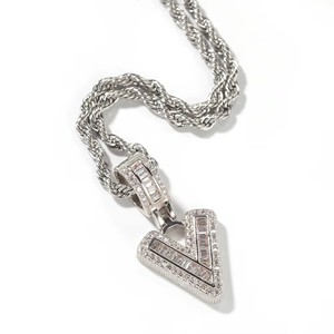 Ciondolo Charm con Lettere dell'<span class=keywords><strong>Alfabeto</strong></span> A-Z in Zucchero di Roccia, Collana con Iniziale Singola Mini per Uomo e Donna, Gioielli Stile Rapper - Product Image 4