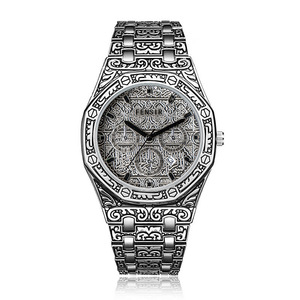 Reloj de Cuarzo Negro para Hombre FENSIR con Patrones Grabados, Correa de Acero, Elegante y Ejecutivo, Resistente al Agua - Product Image 5