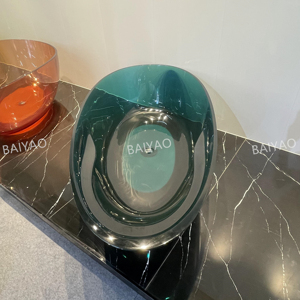 Hot Deal Baignoire en résine transparente de couleur personnalisée Baignoire de trempage moderne en acrylique autoportante pour les maisons élégantes - Product Image 1