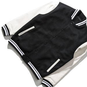 แจ็กเก็ตผ้าซาตินปักลายมีฮู้ดผ้าโพลีเอสเตอร์100% ขนาดพิเศษสำหรับฤดูหนาว - Product Image 1