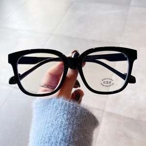 Monture de lunettes Qianai Square TR90, taille moyenne, anti-lumière bleue, unisexe, fabriquée en Chine - Product Image 2