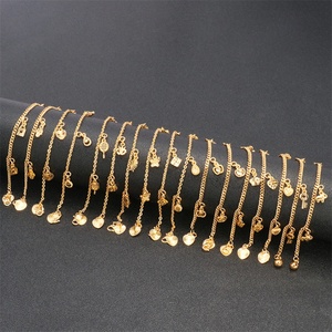 Bracelets pour femmes plaqués or 24 carats JXX Wholesale, nouveau design, petits charms en cuivre, bijoux de type bracelet. - Product Image 1