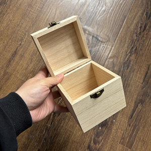 Boîte en bois miniature multifonctionnelle écologique pour bibelots, pièces de monnaie et souvenirs - Product Image 2