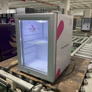 Réfrigérateur à boissons <span class=keywords><strong>noir</strong></span> compact à porte unique Mini congélateur Plateau de <span class=keywords><strong>table</strong></span> en verre à contrôle mécanique de la température à température unique - Product Image 5