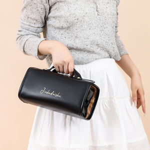 حقيبة مستحضرات تجميل جديدة بسعة كبيرة محمولة وعالية الجودة في الهواء الطلق تشعر بالطبقات و<span class=keywords><strong>m</strong></span> ، كاليفورنيا - Product Image 6