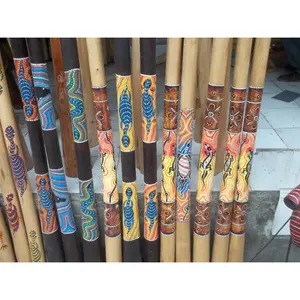 Ihr Stadt Holz Long Didgeridoo sind aus Teakholz oder Eukalyptus holz hergestellt in Bali Indonesien Original dieses Musik instrument