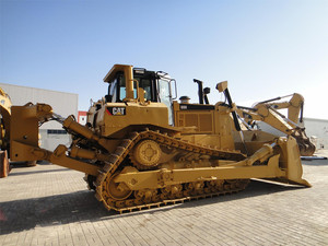 Topadora de Orugas Caterpillar D8R Usada de Alta Calidad, Modelo 2022, con Motor, Capacidad de Nivelación de 10 m, en Existencia para la Venta - Product Image 2
