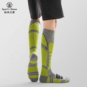 Laine chaude escalade randonnée course <span class=keywords><strong>Ski</strong></span> hommes femmes épaissie genou <span class=keywords><strong>chaussettes</strong></span> Snowboard <span class=keywords><strong>chaussettes</strong></span> pour <span class=keywords><strong>ski</strong></span> extérieur temps froid - Product Image 5