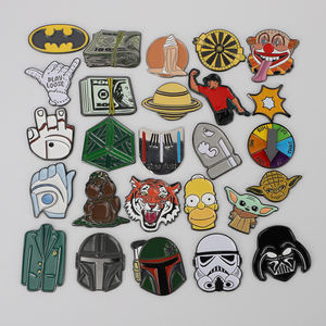 工場価格 多様なデザイン ノベルティ ゴルフボールマーカー カスタムロゴ メタルエンボスボールマーカー ゴルフ - Product Image 4