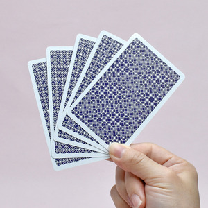 Perles de conception Kings, dos vierge pour les cartes à jouer Magic Booster Face Bows avec des pochettes pour une expérience de jeu améliorée - Product Image 5