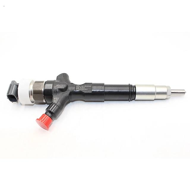 Diesel Fuel Injector 095000-8050 Common Rail Injection Nozzle 23670-51040 For Toyota Land Cruiser 1VD-FTV
