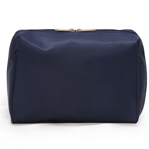 Soft Pu <strong>Leather</strong> Grey Custom Waterproof Travel Women Makeup Cosmetic <strong>Toiletry</strong> <strong>Bag</strong> - Product Image 2