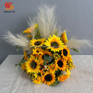 Decoración de Boda con Tema de Girasol Personalizada SMOOTH, Arreglo Floral Artificial - Product Image 4