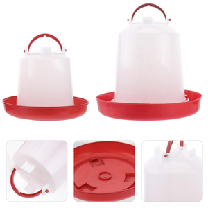 Fontanella per Polli Resistente con Piedini - Fornitore di Abbeveratoi per Polli da 1.5L/2L/4L/6L/8L/10L/14L - Product Image 4