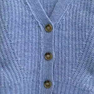 <span class=keywords><strong>Cardigan</strong></span> tricoté pour femmes, col en V, imprimé tie-dye, manches longues, vêtements tricotés pour dames, vente en gros, décoré de boutons, OEM - Product Image 6