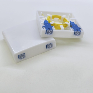 กล่องติดผนังสำหรับใยแก้วนำแสง FTTH แบบแผงแพทช์ 86 ช่อง พร้อมฝาครอบ กล่อง FTTH สำหรับการสื่อสาร กล่องป้องกันใยแก้วนำแสง - Product Image 1