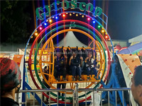 Manège de parc d'attractions en fibre de verre et acier, modèle de gyroscope humain, boule spatiale pour intérieur et extérieur, 12 mois