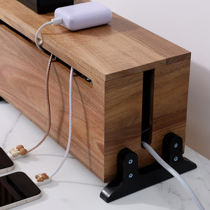 Caja organizadora de cables de escritorio Jensen, caja de gestión de tiras de alimentación de madera maciza con almacenamiento de cables oculto para uso en el hogar y la oficina - Product Image 2
