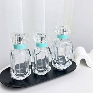 Luxury Customized Unique <b>Empty</b> Perfume <b>Bottle</b> 30ml Screw Top Glass Perfume <b>Bottle</b> <b>Spray</b> - Product Image 3